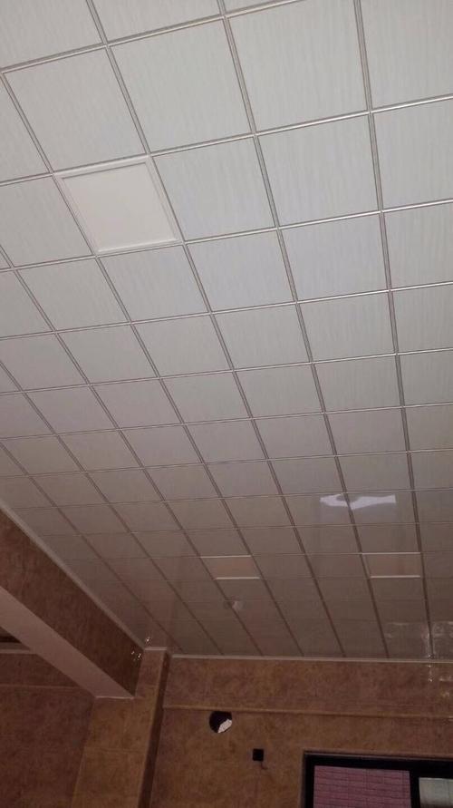 泉州集成鋁扣板廠家-廣州廠家告訴你選工裝鋁扣板什么最重要