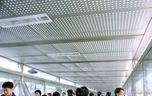 室內(nèi)吊頂鋁扣板材料-辦公室吊頂常用材料推薦合集