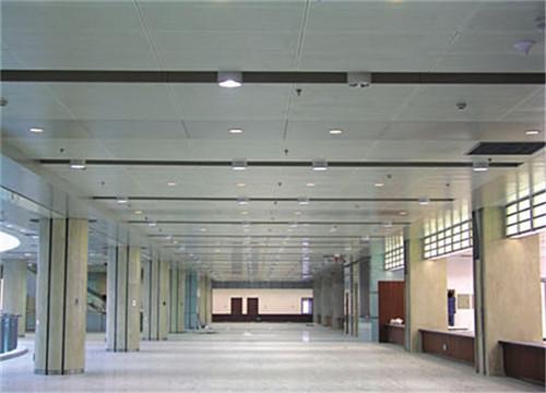 醫(yī)院吊頂鋁扣板-聽(tīng)聽(tīng)工程鋁扣板廠家怎么說(shuō)