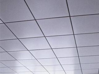 制造鋁扣板的廠家-辦公室吊頂應(yīng)該選擇鋁扣板還是鋁單板