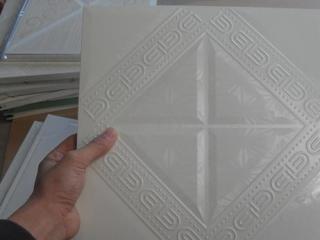 鋁扣板吊頂?shù)醴?陽(yáng)臺(tái)吊頂用鋁扣板吊頂?shù)膬?yōu)勢(shì)