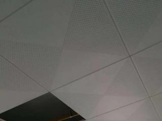 吊頂生產鋁扣板廠家-桂林鋁扣板吊頂生產廠家告訴你