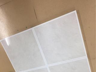 哪有鋁扣板廠-跟著客廳鋁扣板吊頂廠家學(xué)客廳吊頂怎么裝